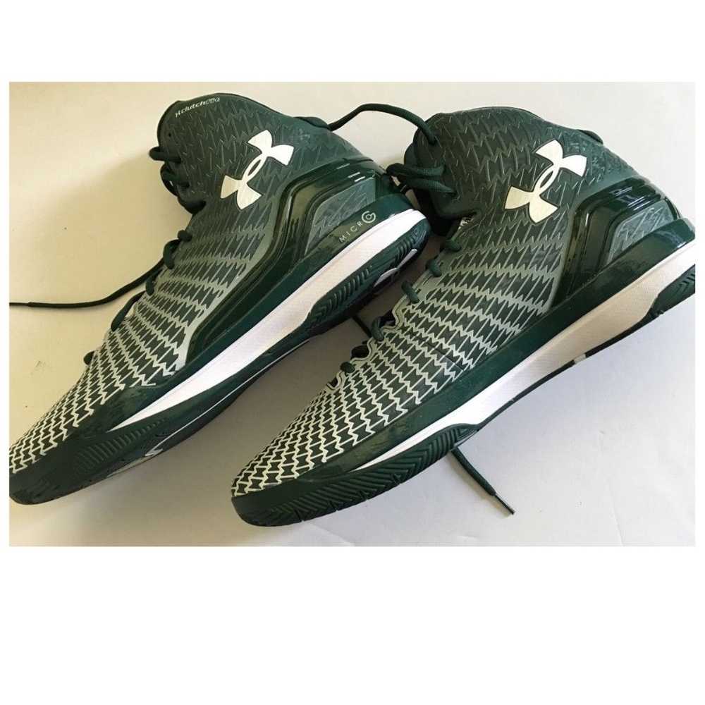Under Armour Clutchfit Drive Basketball shoes 18